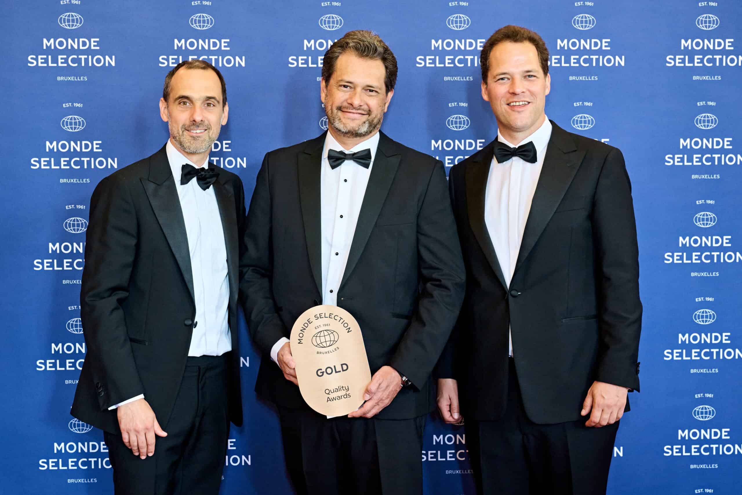 Tutehau MARTIN PDG de la Brasserie de Tahiti lors de la cérémonie de remise de l'Award par Monde Selection à Paris le 9 juin 2026
